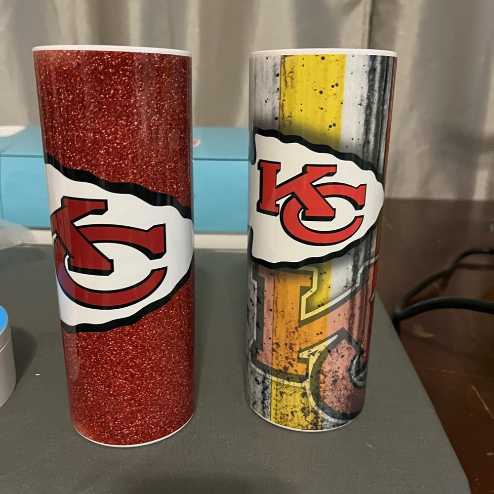 Red glitter 20 oz tumbler